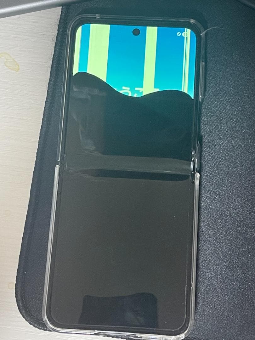 【ジャンク】Samsung Galaxy Z Flip5 ホワイト