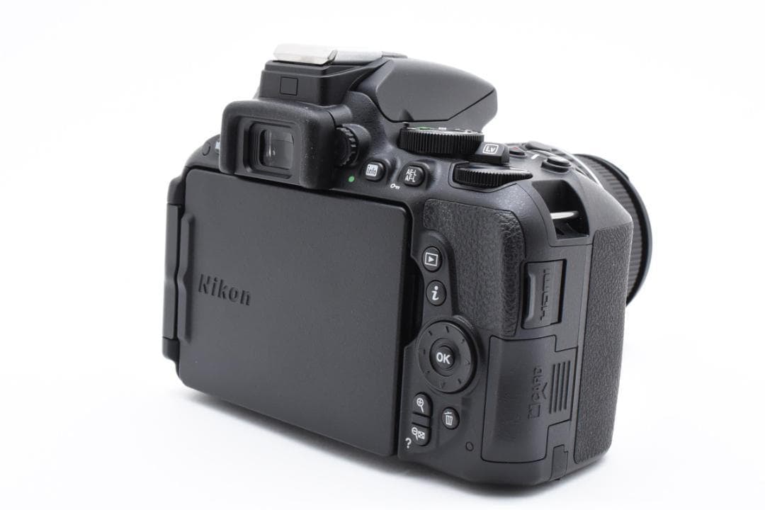 即購入で1000円引き❤️状態良好❤️Nikon D5500 レンズキット
