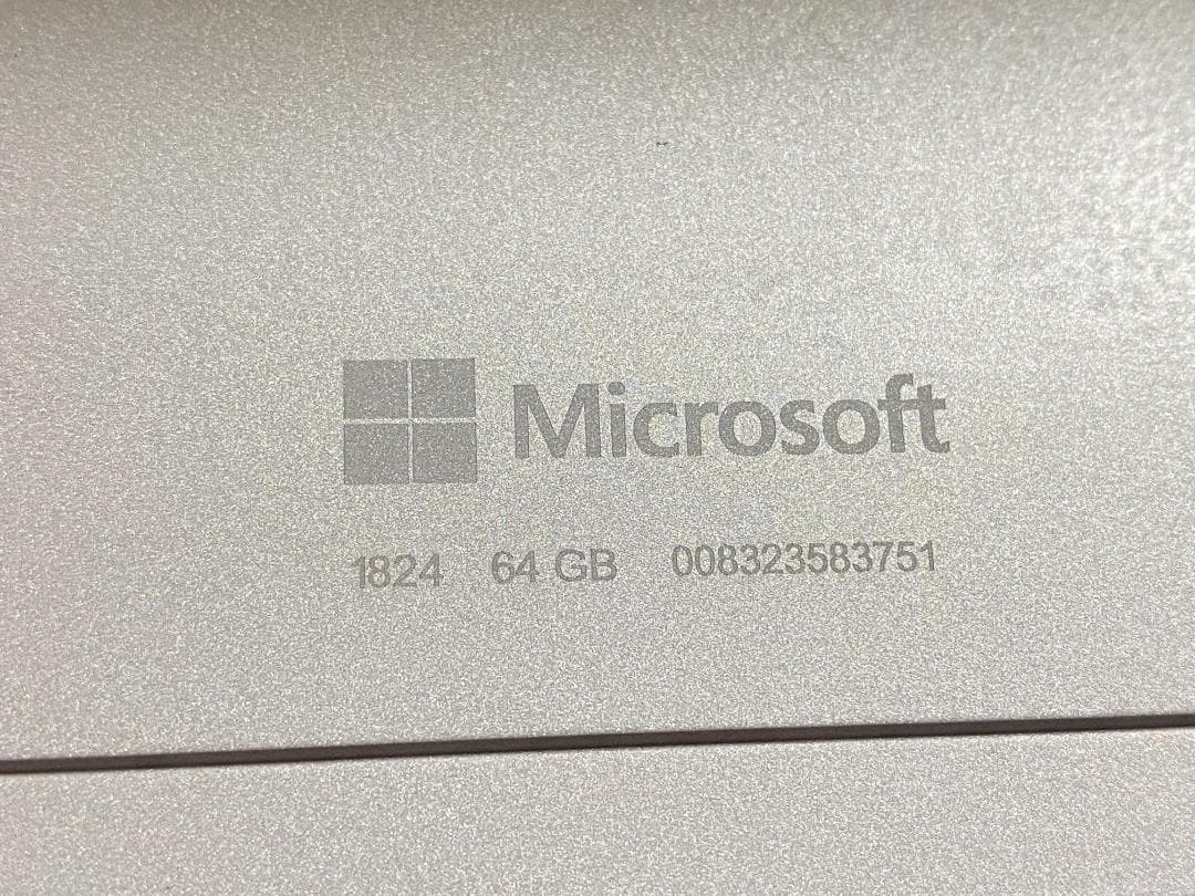 Surface Go (第 1 世代)