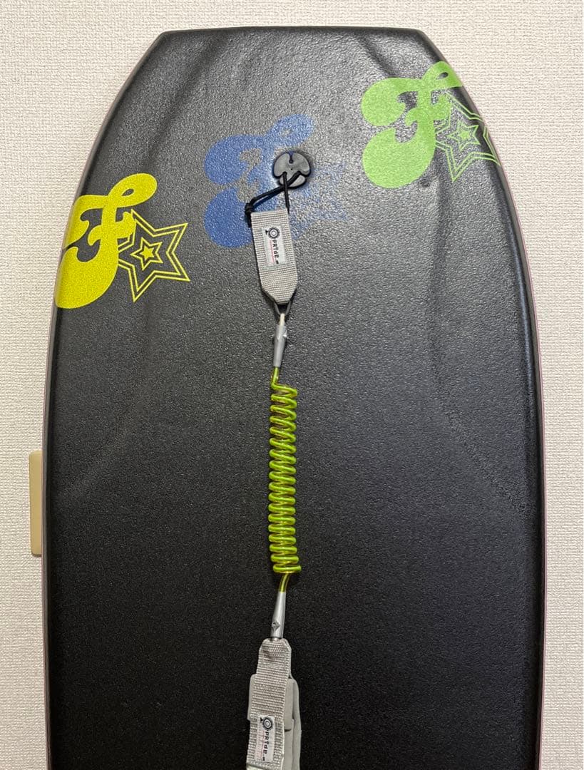 新品未使用　ボディボード　アーム用コイルコード　ケース　fruits