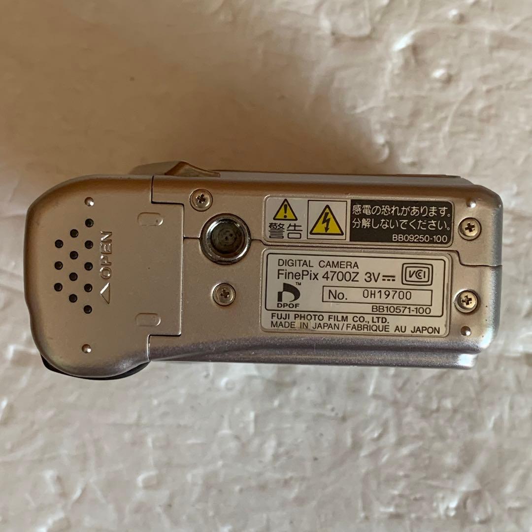 ジャンク FUJIFILM FinePix 4700z