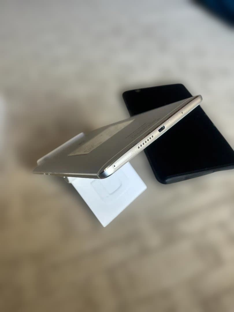 Huawei MediaPad M3 8.4インチ Android 13