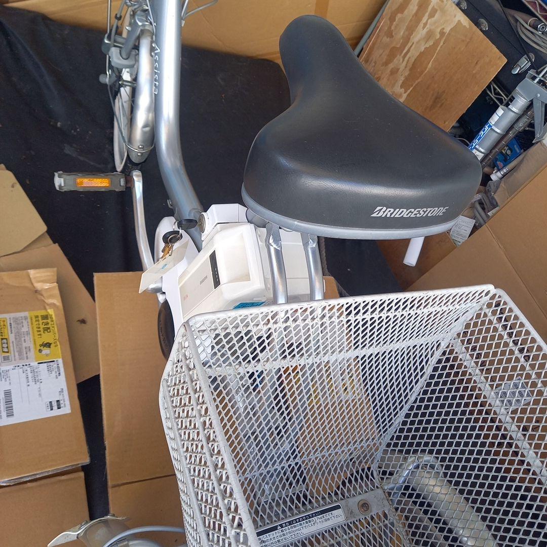 ともさん専用　ブリヂストン充電　電動アシスタワゴン三輪車 シルバー