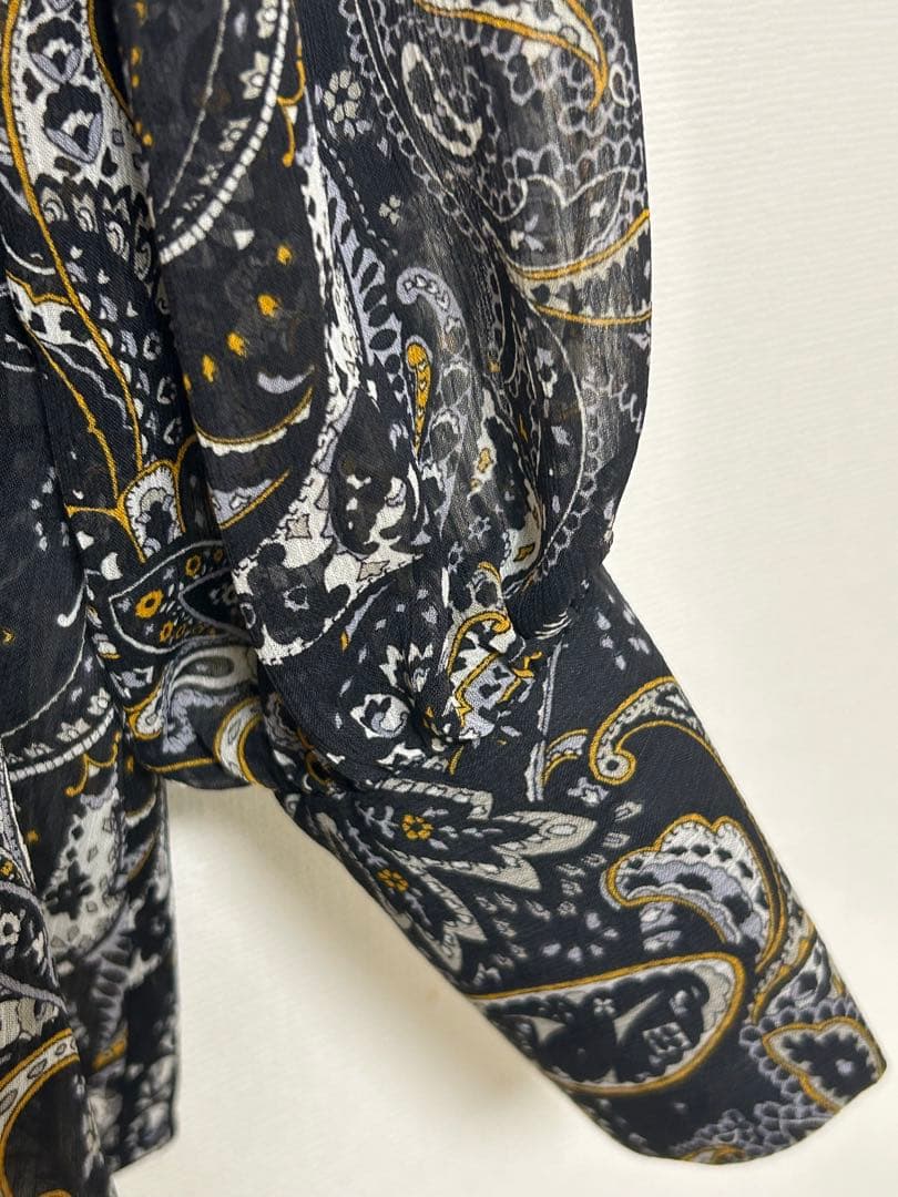 自由区　ペイズリー柄ボウタイブラウス ネイビー 38 キャミソール付き