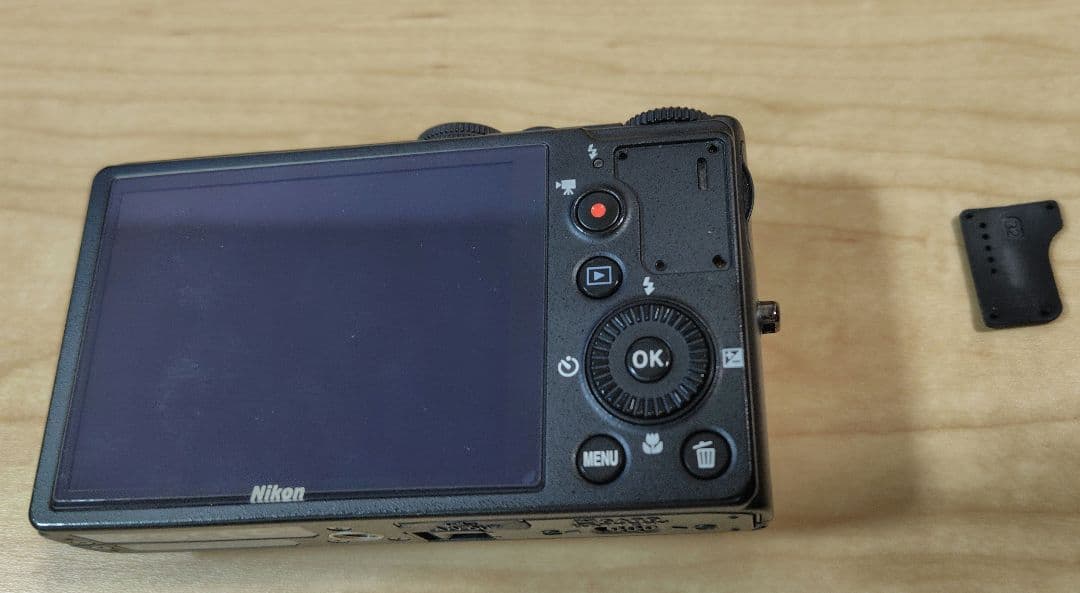 【ジャンク品】Nikon COOLPIX P310 コンパクトデジタルカメラ