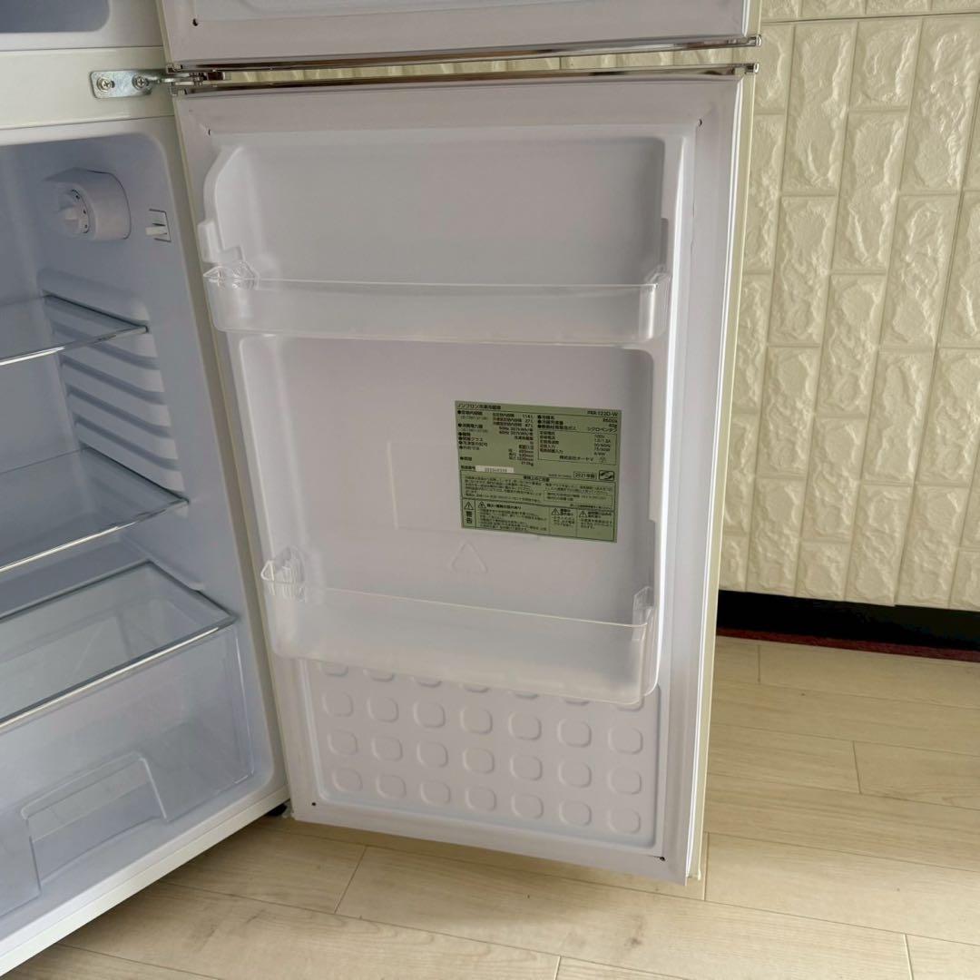 都内23区配送無料✨冷蔵庫　アイリスオーヤマ レトロ　PRR-122D-W