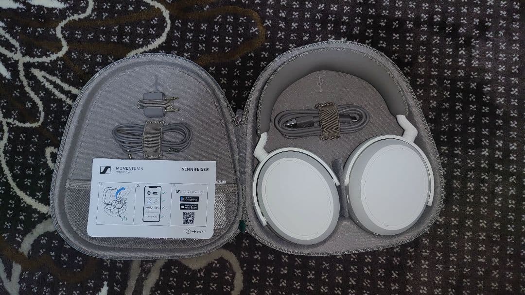 ヘッドホン SENNHEISER MOMENTUM 4 Wireless + BTD600