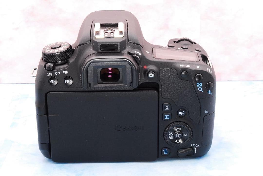 ★Canon EOS 9000D★一眼レフカメラ★お得なWレンズ★Wi-Fi