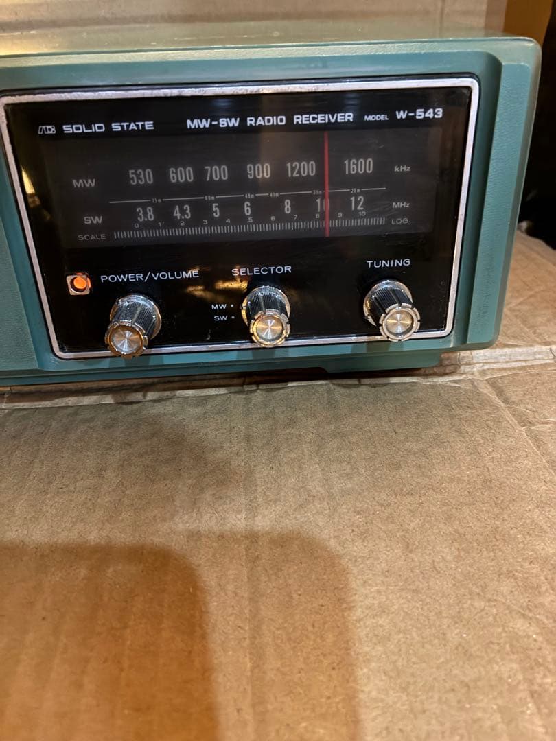 W-543 MW/SWラジオ受信機　HiTACH