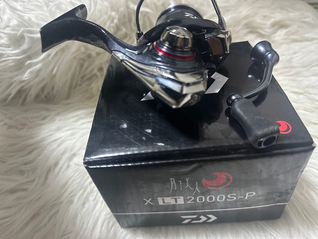 リール　ダイワ 20月下美人✕ 2000S-P