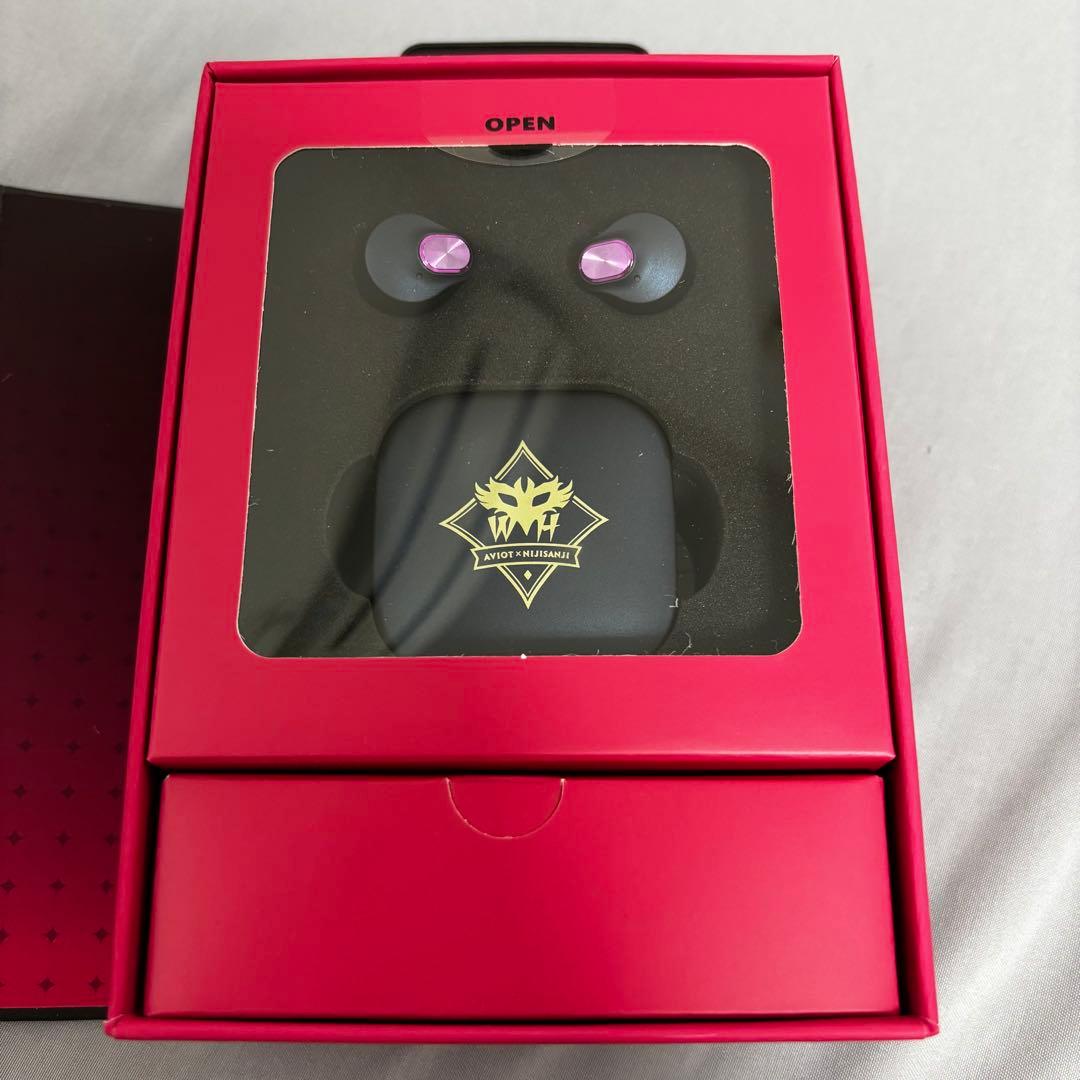 渡会雲雀 AVOITコラボイヤホン