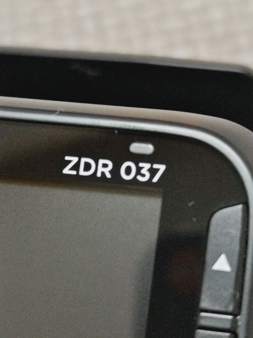 COMTEC ZDR 037 前後カメラ360°タイプドラレコ配線付き