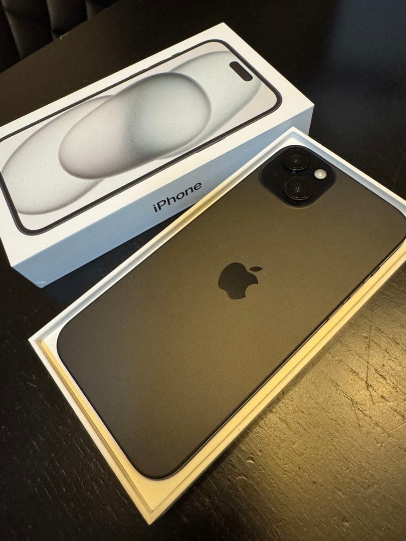 超美品 傷なしiPhone15 plus ブラック 本体