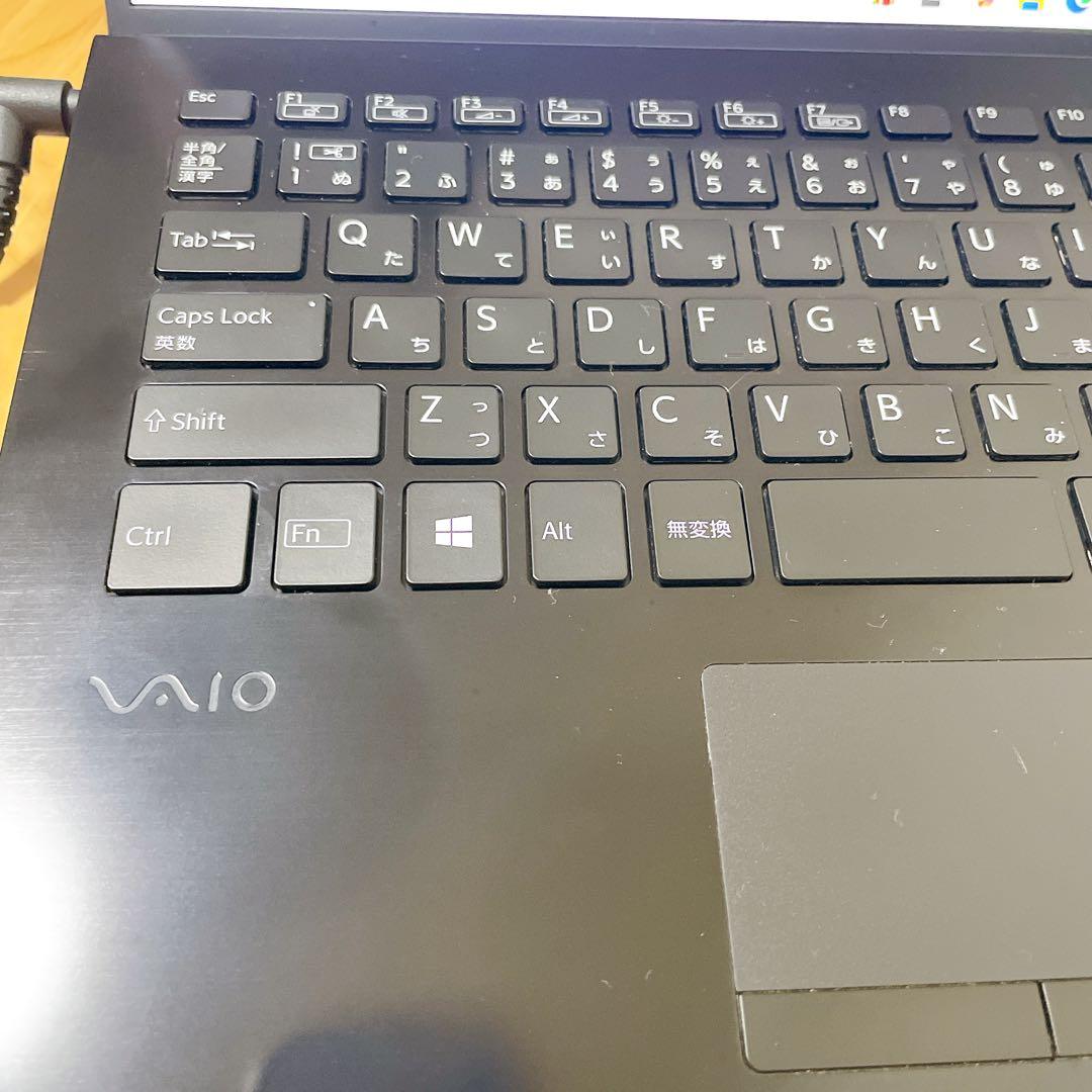 第10世代 VAIO Pro PKノートパソコン メモリ8G i3 14インチ