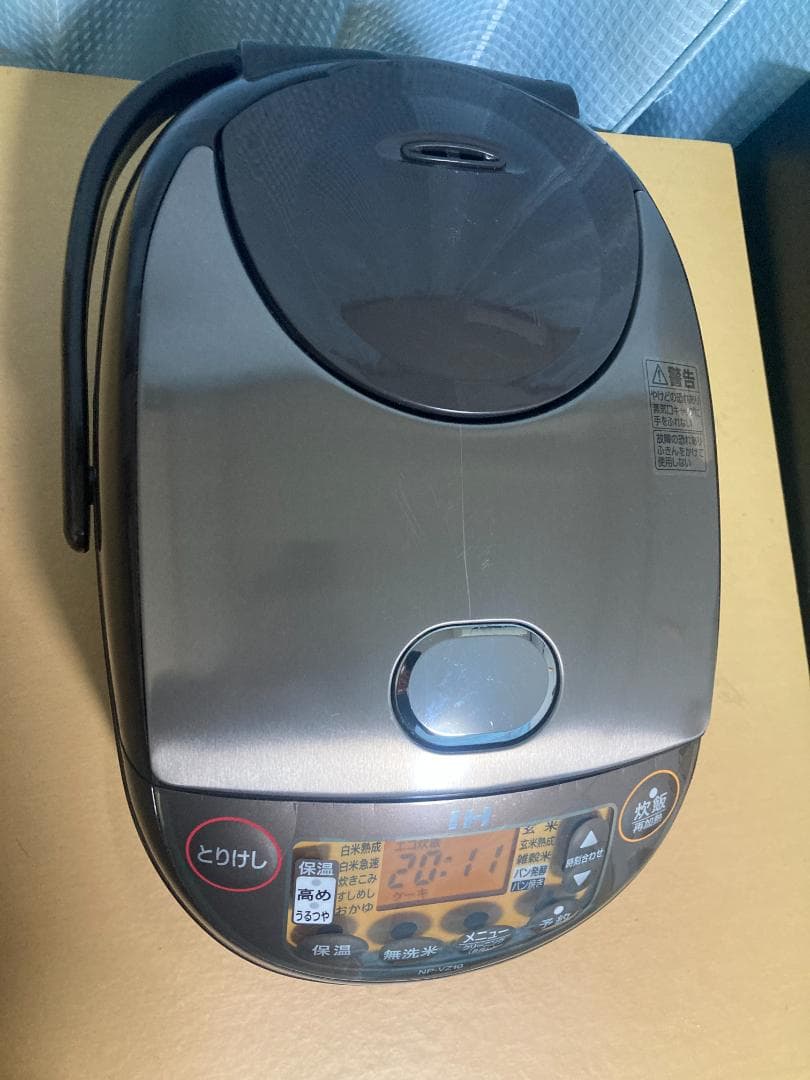 ★★2019年製 Zojirushi NP-VZ10 炊飯器 5.5合★002