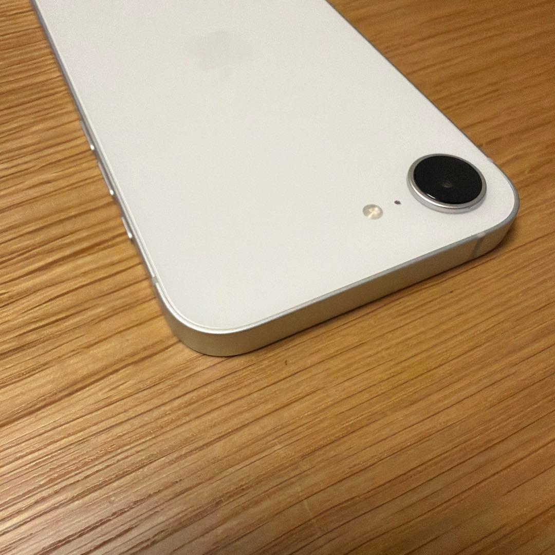 か*ん様 iPhone 16e simフリー