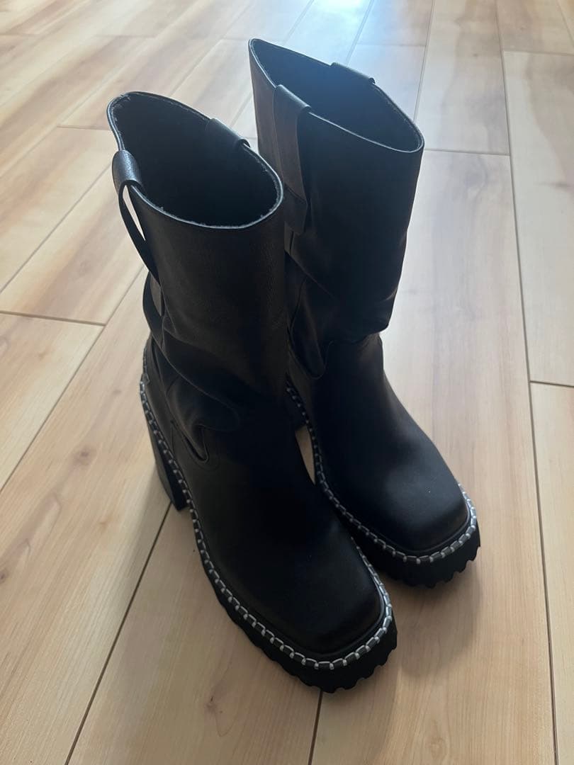 moussyブーツ