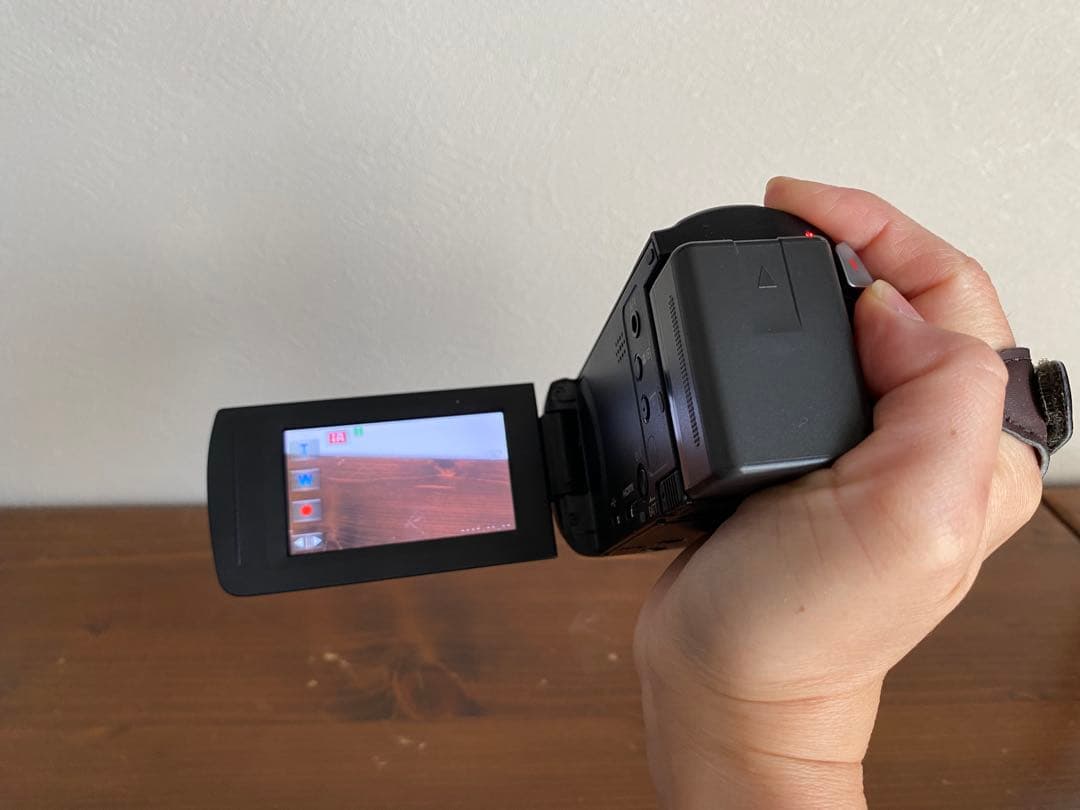 ハンディビデオカメラ Panasonic HC-V360M