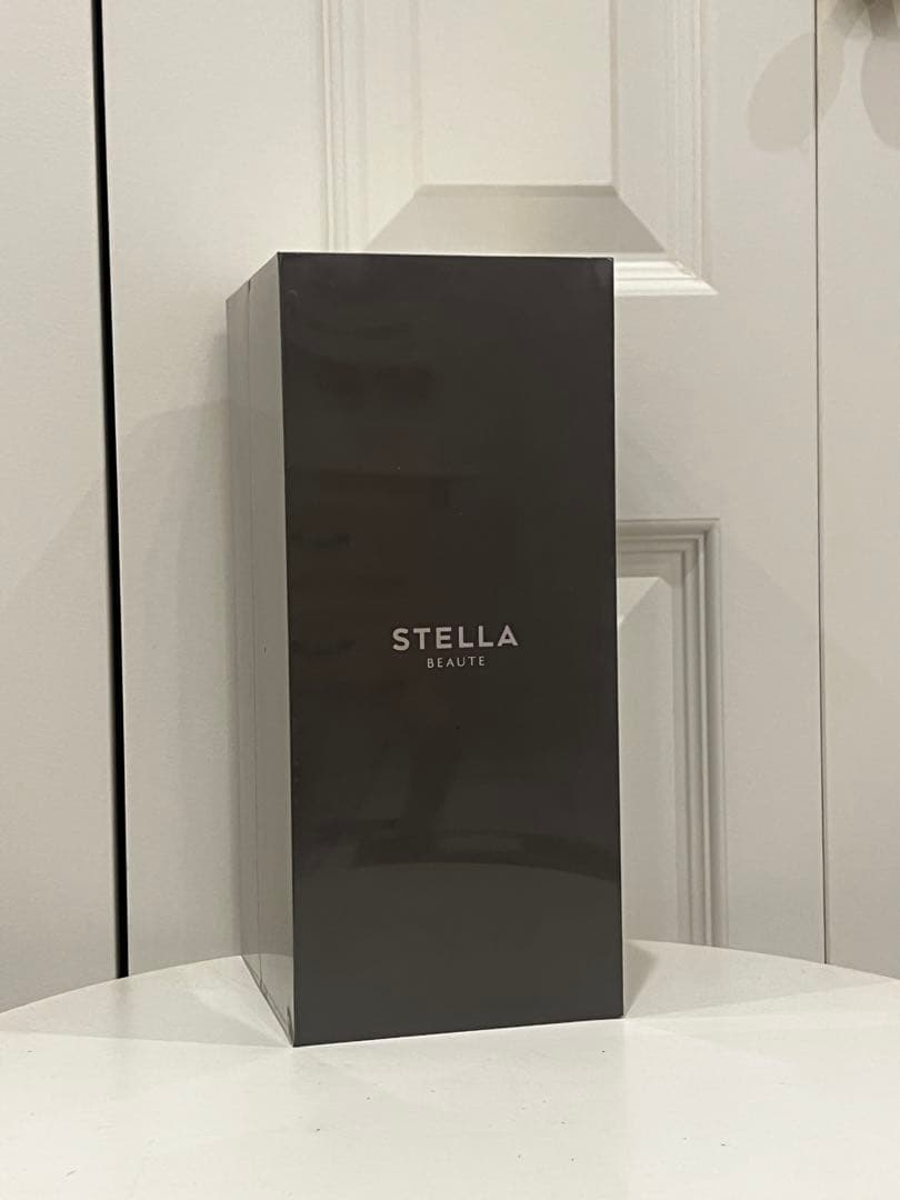 新品未使用！ 黒STELLA BEAUTE 美顔器 LLLT EMS RF36