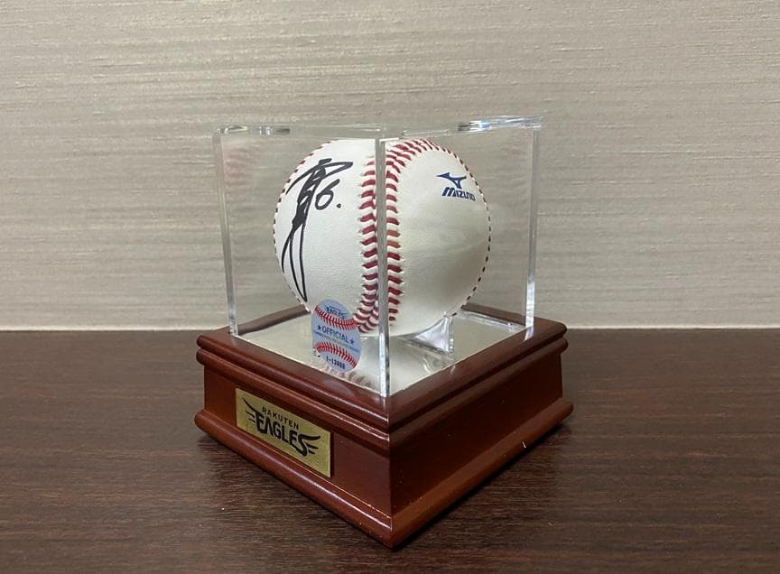 楽天　イーグルス　藤田一也選手　2014年ゴールデングラブ賞記念直筆サインボール