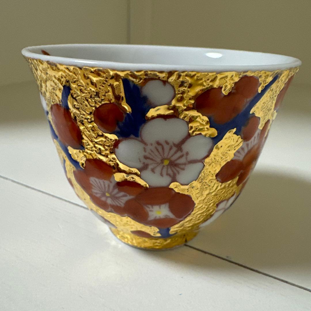 金箔装飾の茶碗