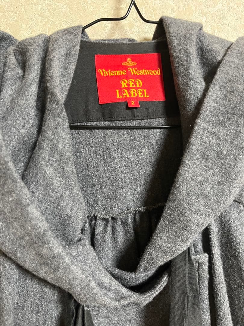 ヴィヴィアン　パーカー　コート