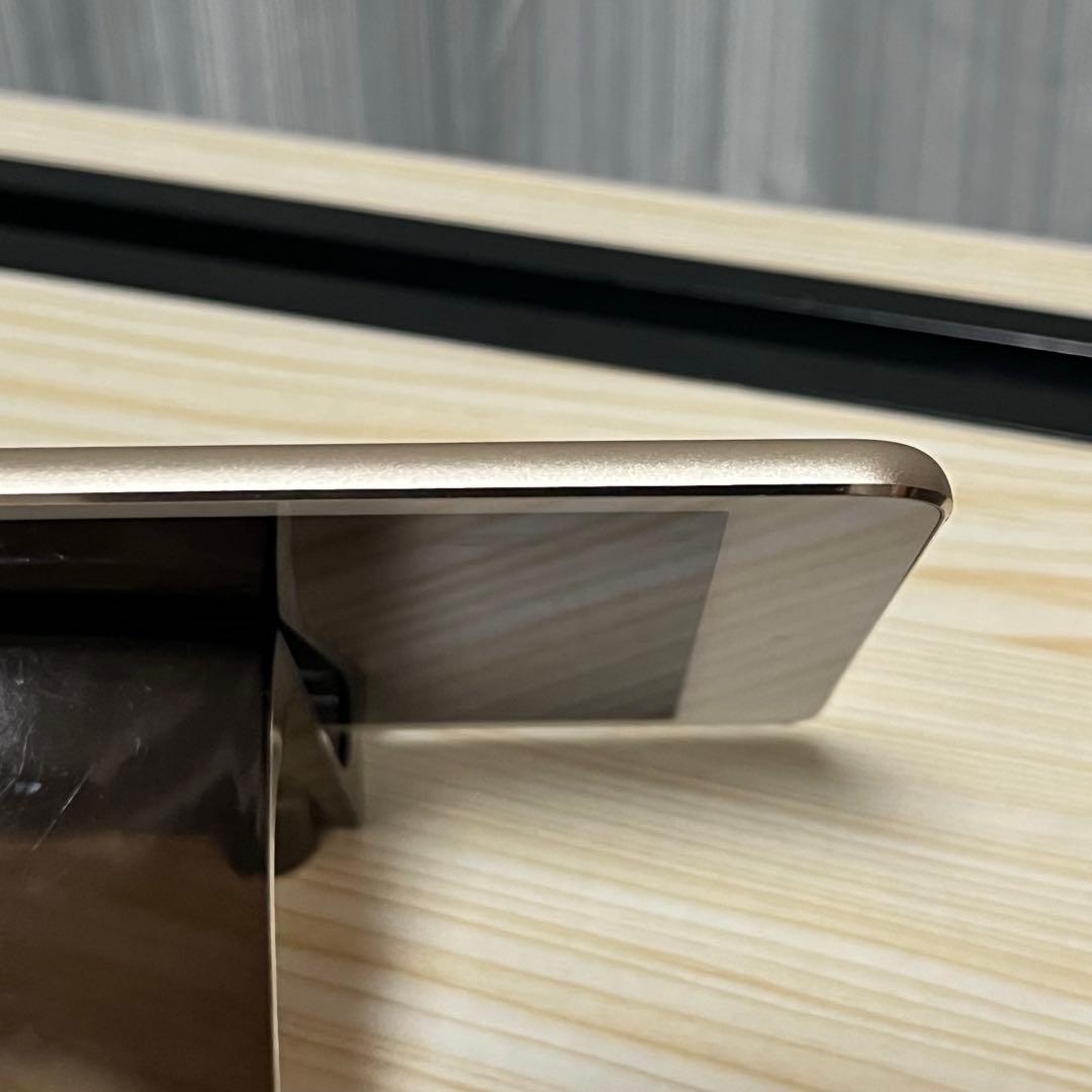 iPad mini第4世代(SIMフリー)未使用近い バッテリー状態とても良好！