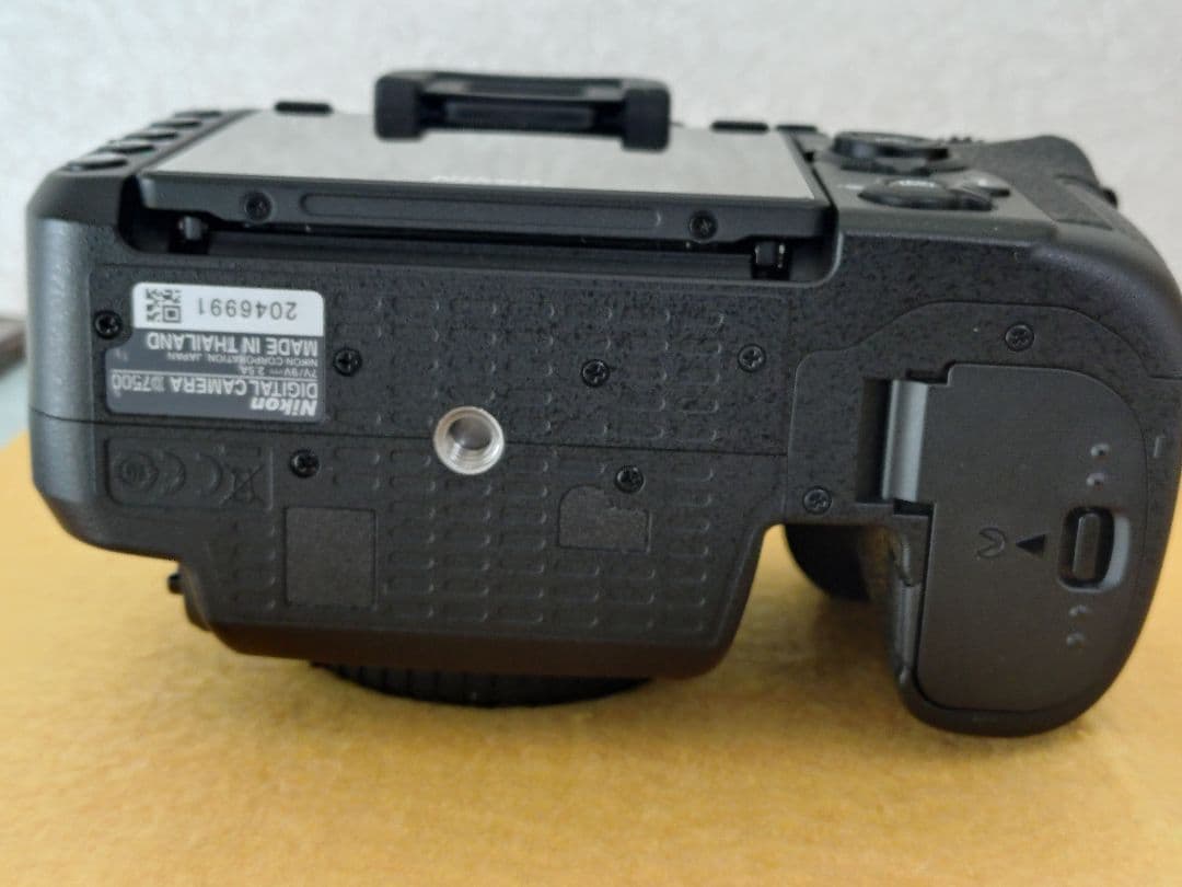 ニコンD7500 【美品】撮影1170回 ボディ+SDカード付