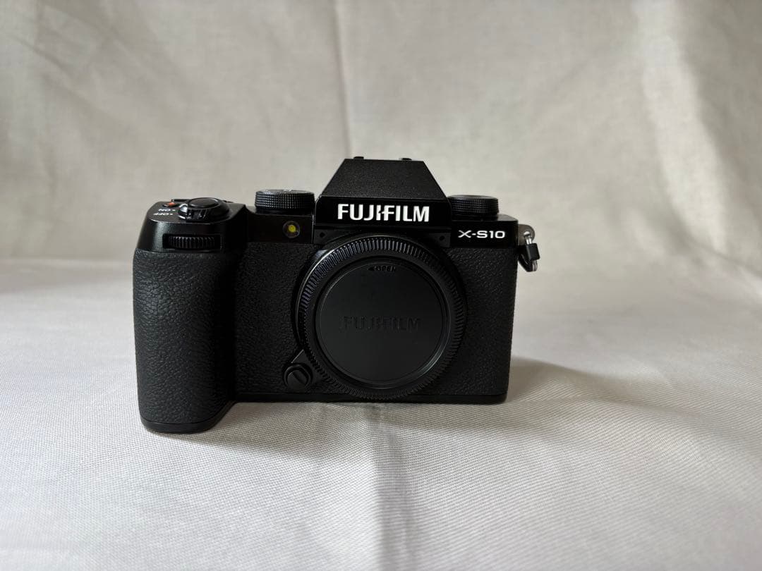 美品FUJIFILM X-S10 ブラック 本体 + レンズ+その他