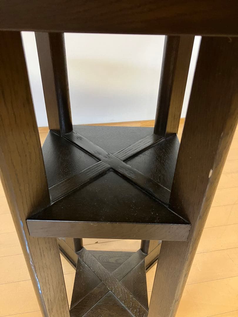 カフェテーブル　70×80×H68