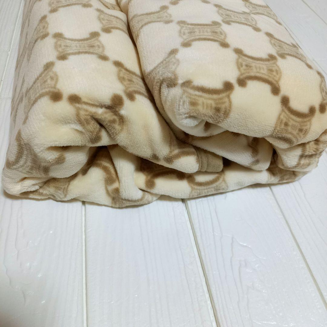 ✨新品 未使用✨CELINE セリーヌ 綿毛布 マカダム柄 クリーム色 シングル