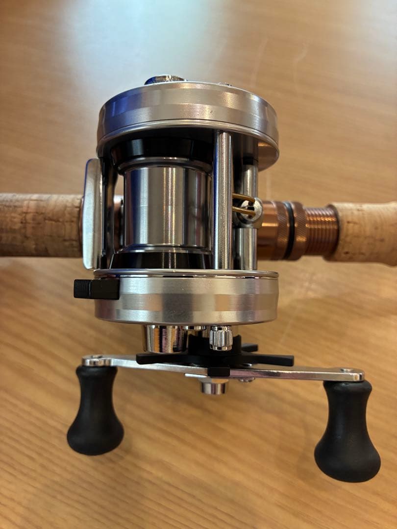 Abu アブアンバサダー2500cアベイル部分カスタム渓流