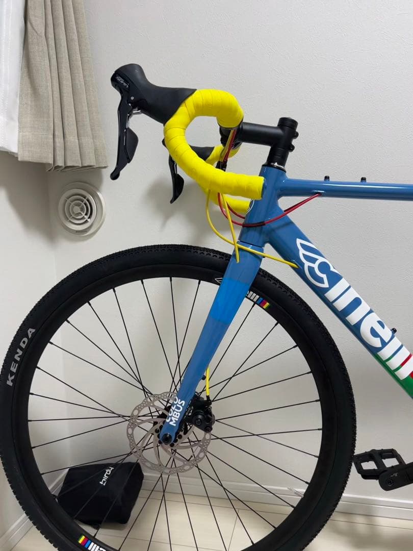 CINELLI グラベルロード ZYDECO LALA（ジデコララ）引取限定