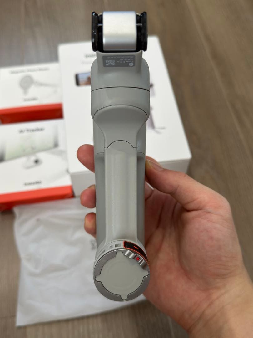 Insta360 Flow 2 Pro ai tracker付き