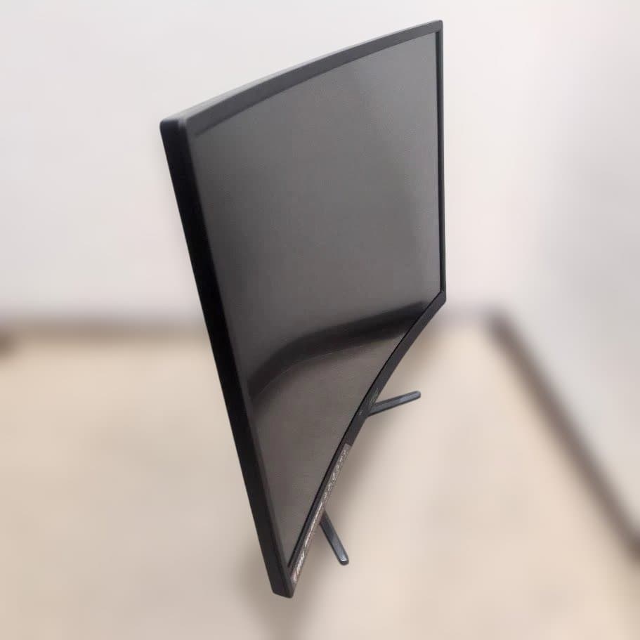 MSI 湾曲ゲーミングモニター 24インチ Optix G241VC MN515