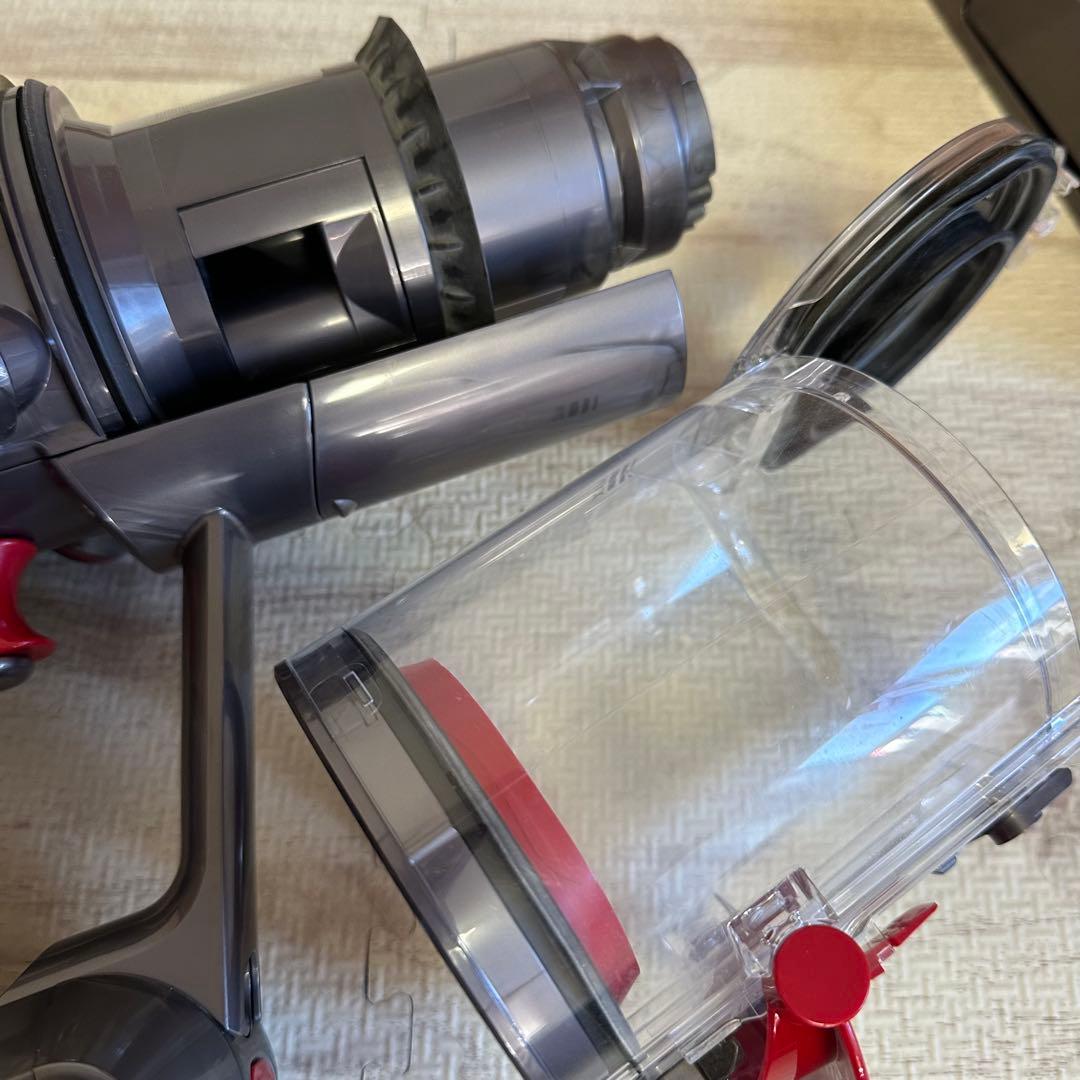 dyson ダイソン デジタルスリム フラフィ 掃除機 SV18