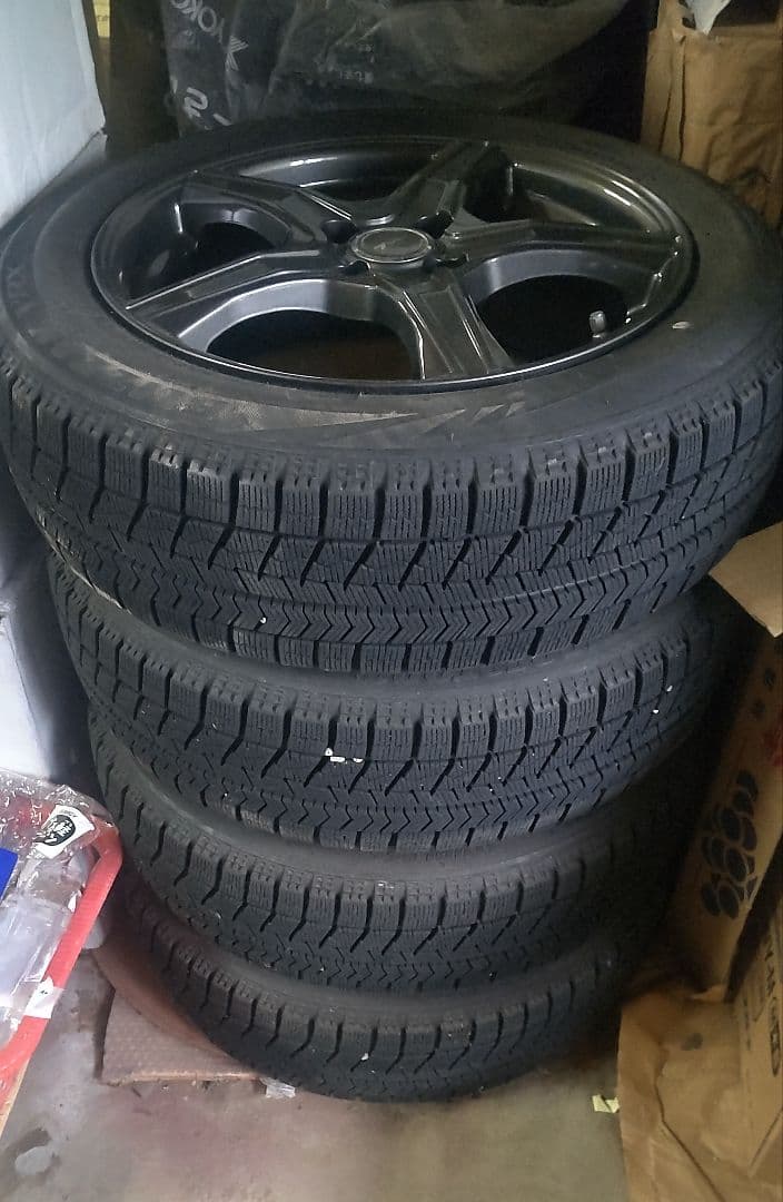 16インチ ブラックメタリック ホイールセット