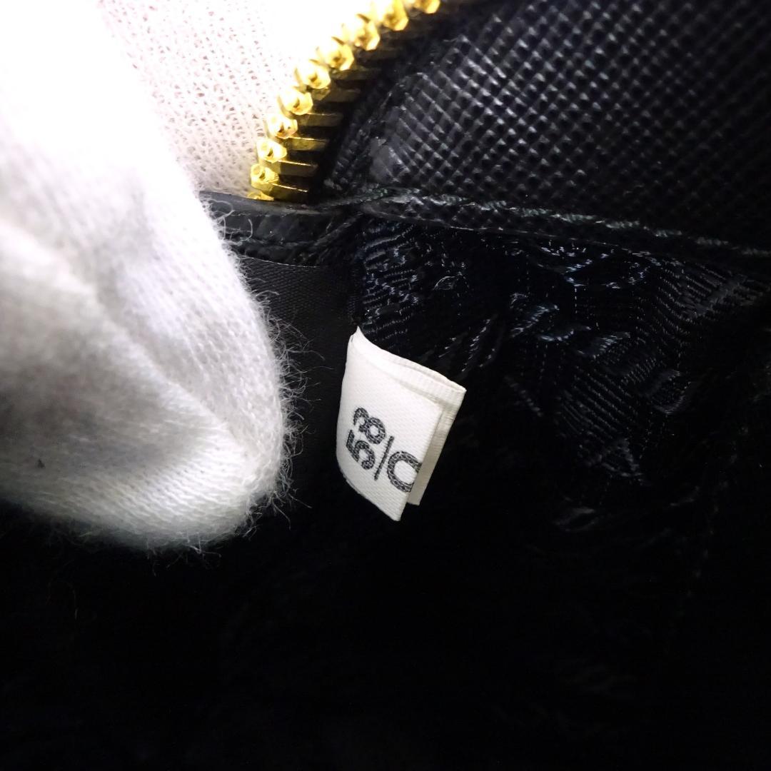 本物 美品 ■プラダ■ミニハンドバッグ 三角ロゴ ブラック サフィアーノ レザー