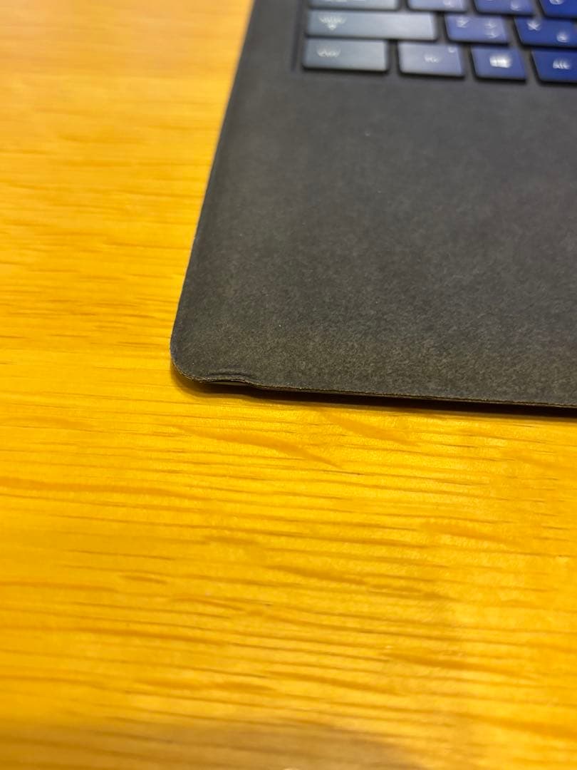 Surface Laptop2 メモリ8GB SSD256GB タッチパネル