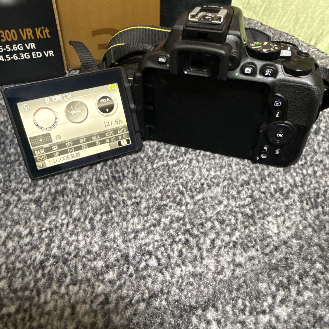 Nikon ニコンD5600 ダブルレンズセット＋単焦点レンズ