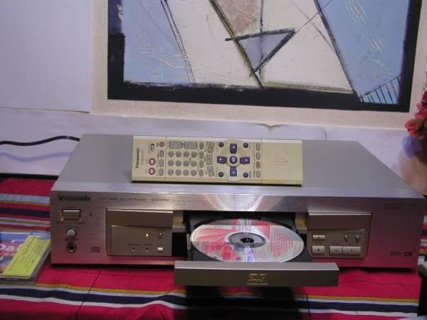★パナソニックDVD・ＣＤプレーヤー、DVＤ-Ａ700