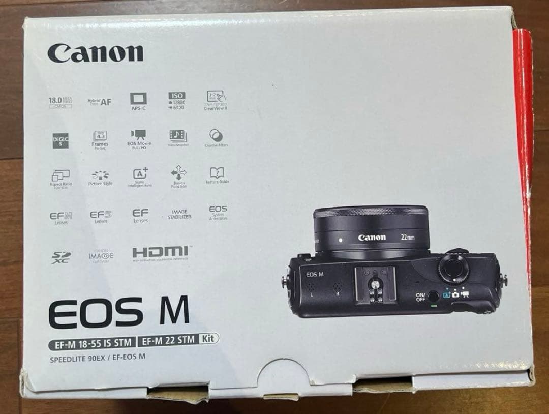 Canon EOS M ミラーレス一眼カメラ　kit