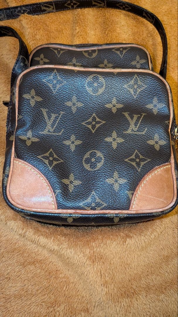 Louis Vuitton ショルダーバッグ　アマゾン