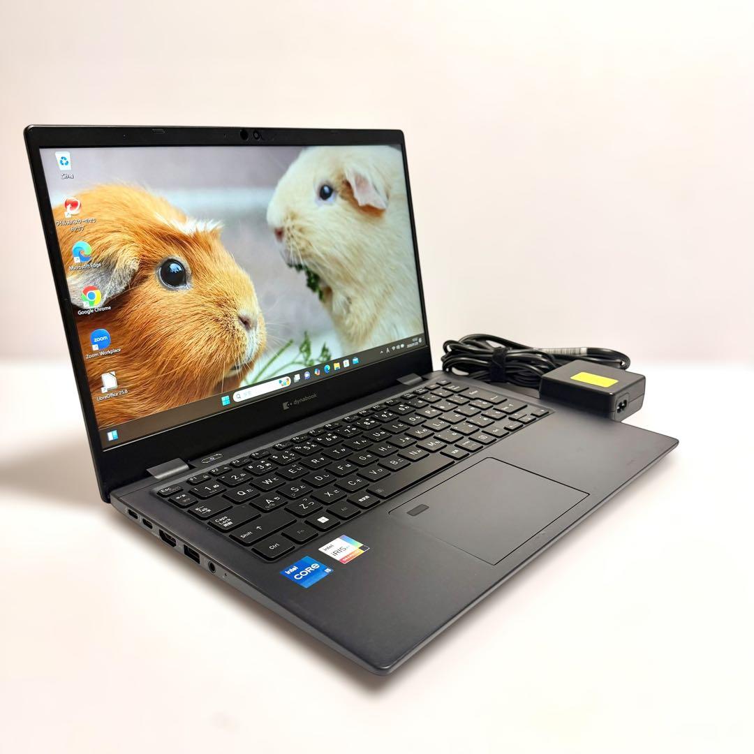 美品 dynabook G83/HU 2022年製 メモリ16GB 256GB