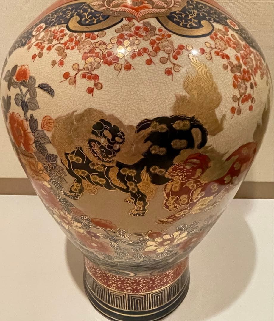 九谷焼 伊万里 陶月 梅牡丹孔雀獅子図金襴手 大花瓶 高さ約76cm