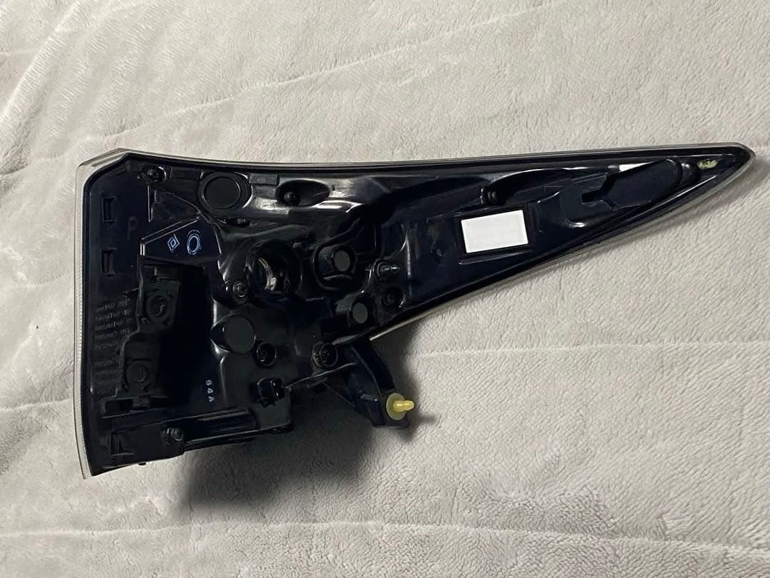 50プリウス 前期　ZVW50 テールライト 4個セット ICHKOH