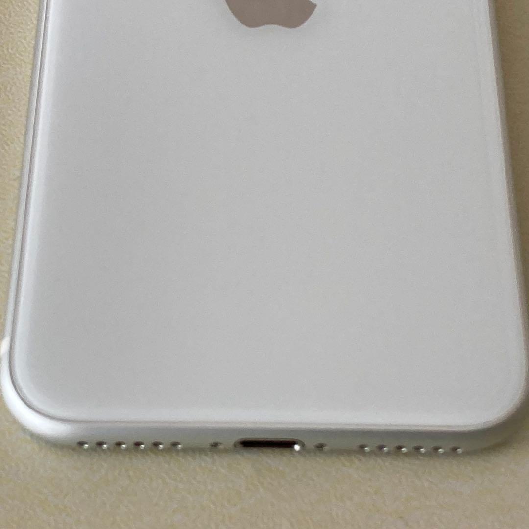 《ジャンク品》 iPhone SE2ホワイト 64GB初期化済
