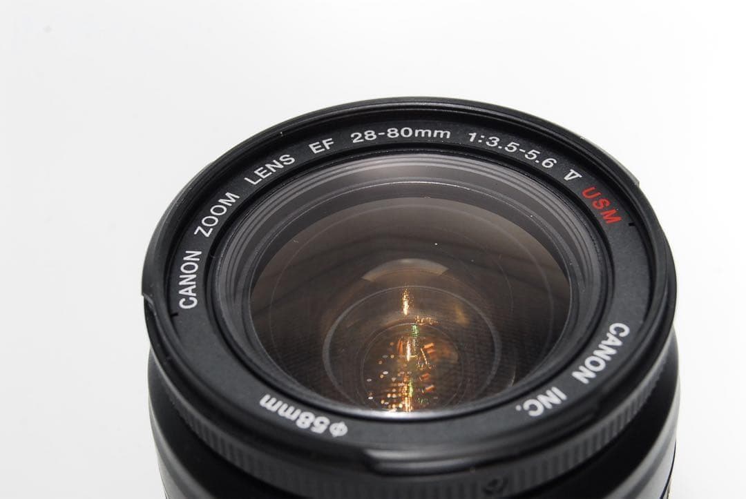 ☘️完動品☘️Canon Kiss X8I 旅行におすすめの一品！ダブルレンズ！