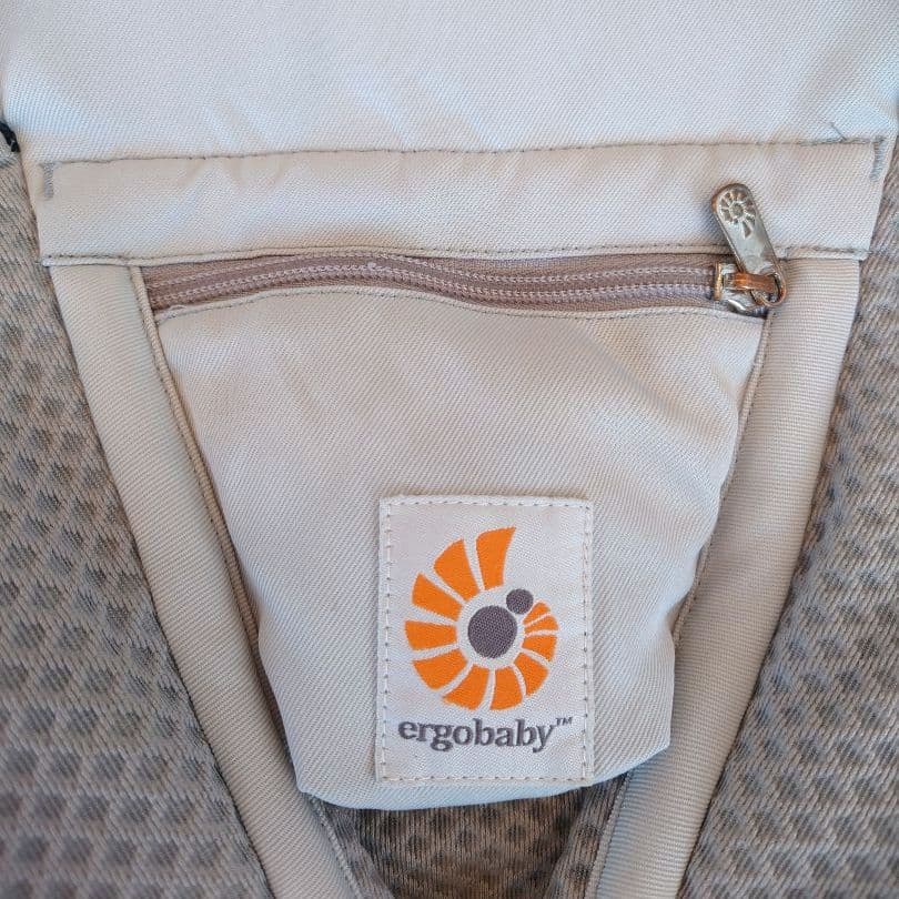 美品！ergobaby 定番抱っこ紐 パールグレー メッシュ