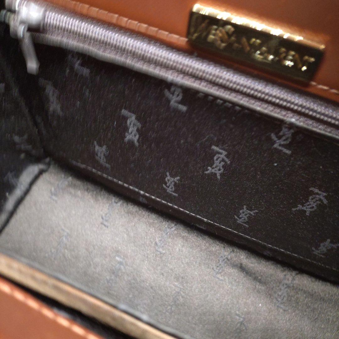 YvesSaintLaurent イヴサンローラン ワンショルダーバッグ
